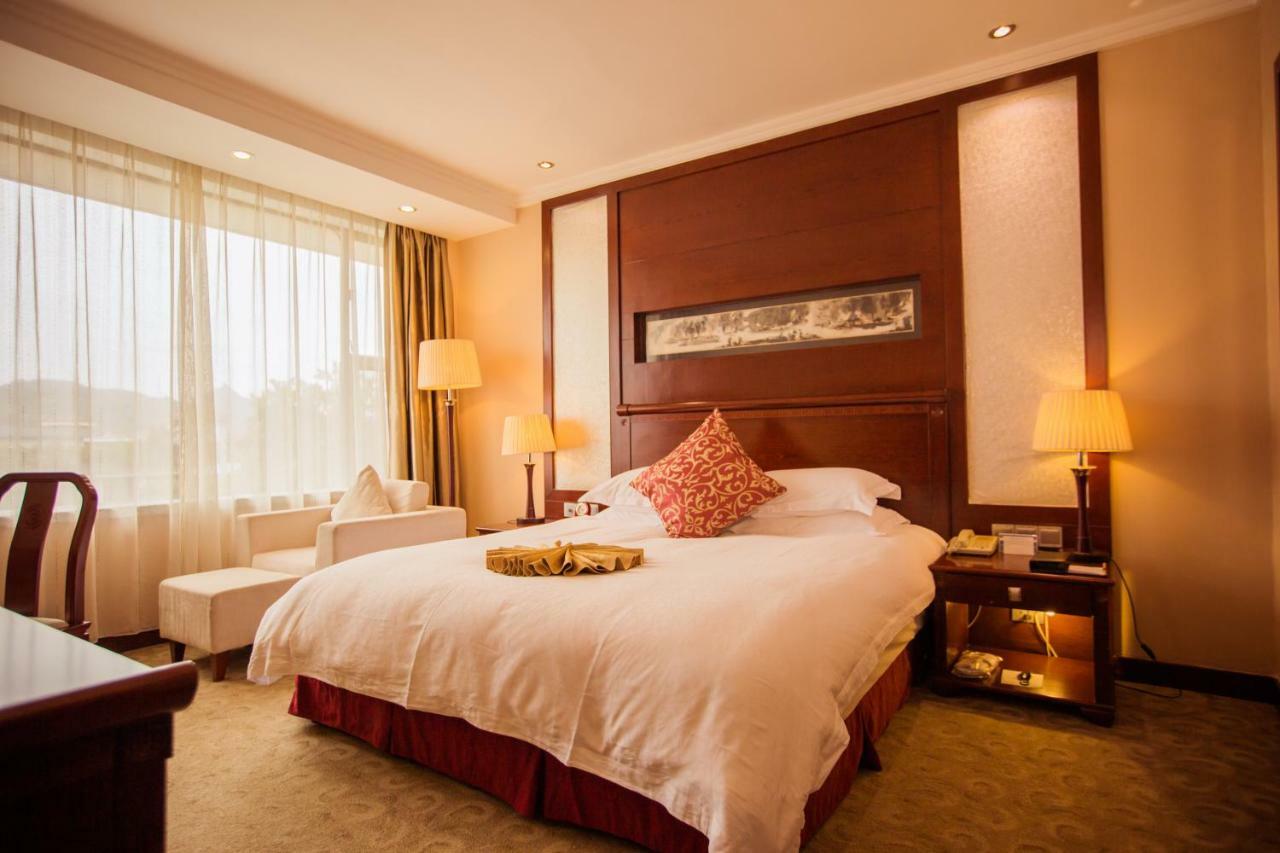 Guilin Ronghu Hotel Buitenkant foto