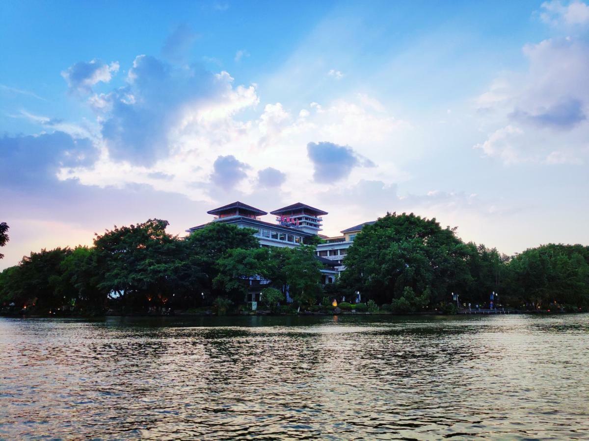 Guilin Ronghu Hotel Buitenkant foto